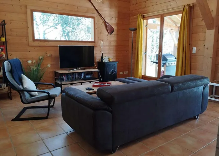 Familial Avec Piscine Privée Et Grand Jardin à Espech - Fr-1-828-1 Cazoules