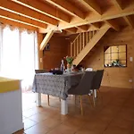 Sejour Familial Avec Piscine Privee Et Grand Jardin A Espech - Fr-1-828-1 *