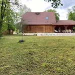 Sejour Familial Avec Piscine Privee Et Grand Jardin A Espech - Fr-1-828-1 Ferienhaus Cazoules