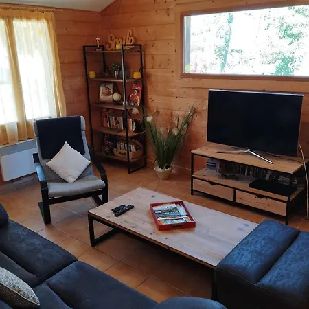 Sejour Familial Avec Piscine Privee Et Grand Jardin A Espech - Fr-1-828-1 펜션 *